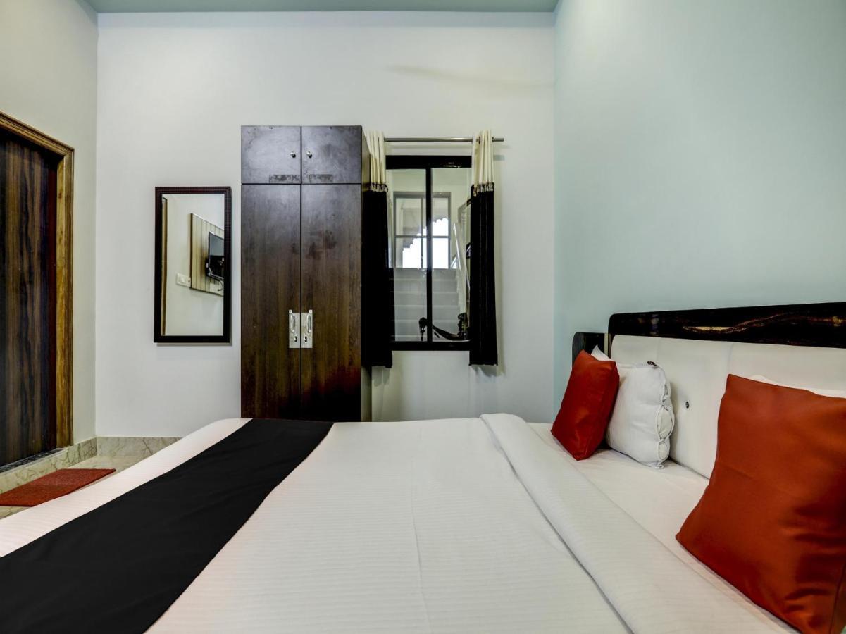 Capital O 72337 Hotel Konkan Tadka Bombay Exterior foto