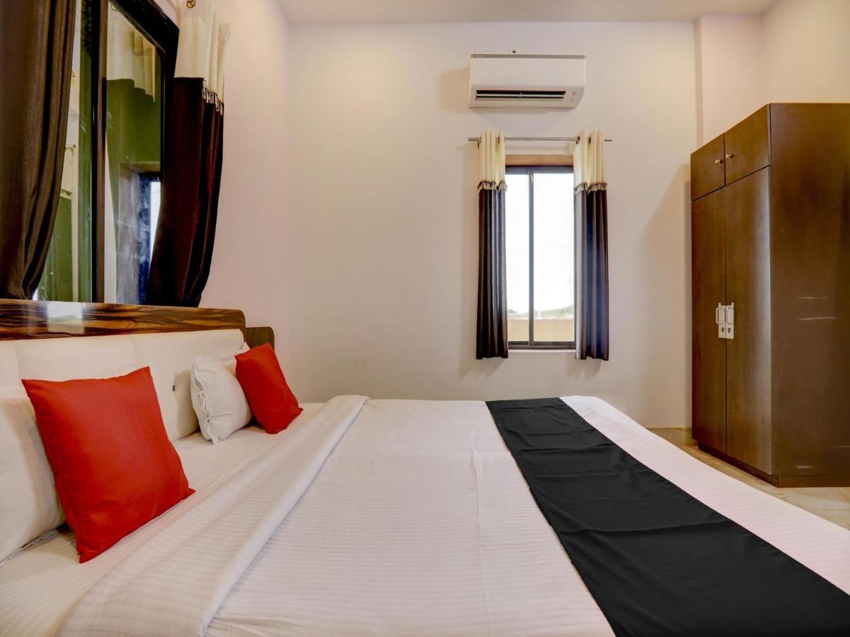 Capital O 72337 Hotel Konkan Tadka Bombay Exterior foto